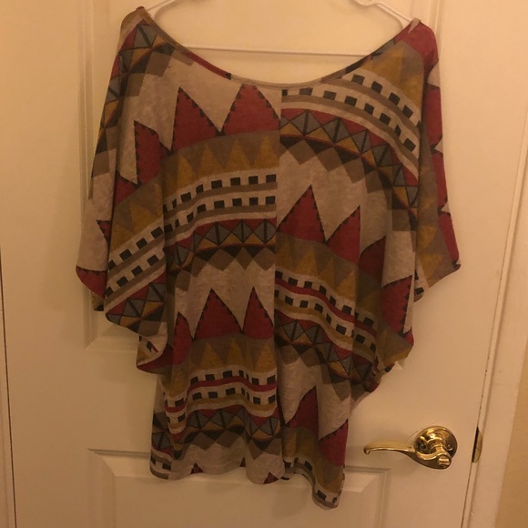 Toto Collection Plus Size Top - Picture 2 of 6